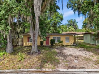 615 DANVERS STREET, Eustis, FL 32726