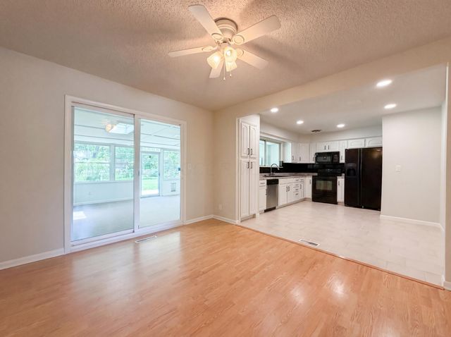 712 Fleetrun Avenue, Columbus, OH 43230