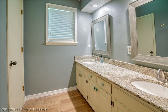 4111 Cruce Hill Drive, Fort Smith, AR 72901