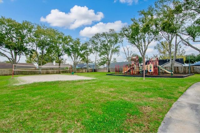 6703 Stonewater, Houston, TX 77084