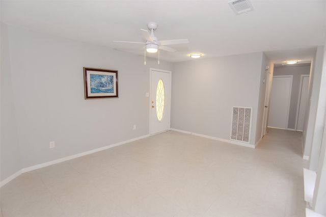 6703 Stonewater, Houston, TX 77084