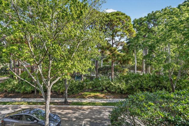 108 Morning Dew Circle, Jupiter, FL 33458