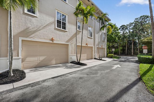108 Morning Dew Circle, Jupiter, FL 33458
