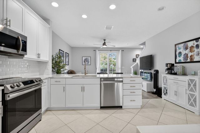 108 Morning Dew Circle, Jupiter, FL 33458