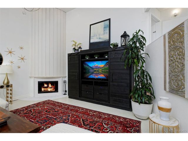 4693 Cheyenne Dr, Larkspur, CO 80118