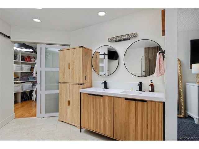 4693 Cheyenne Dr, Larkspur, CO 80118