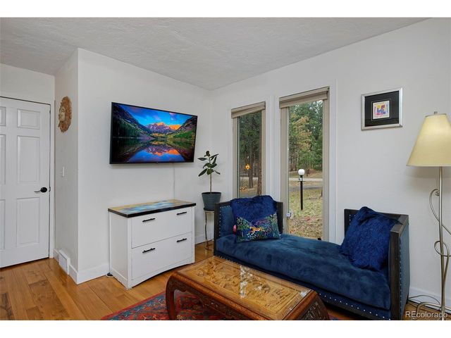 4693 Cheyenne Dr, Larkspur, CO 80118