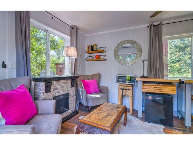 4693 Cheyenne Dr, Larkspur, CO 80118