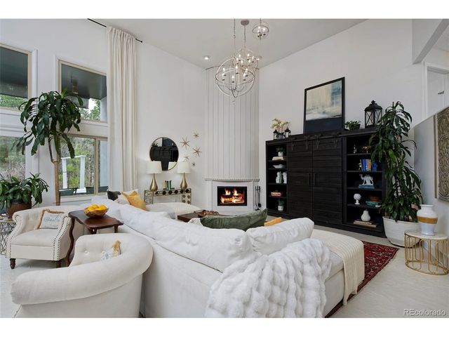 4693 Cheyenne Dr, Larkspur, CO 80118