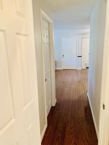 685 Oak Street 13-10, Brockton, MA 02301