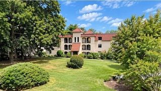 685 Oak Street 13-10, Brockton, MA 02301