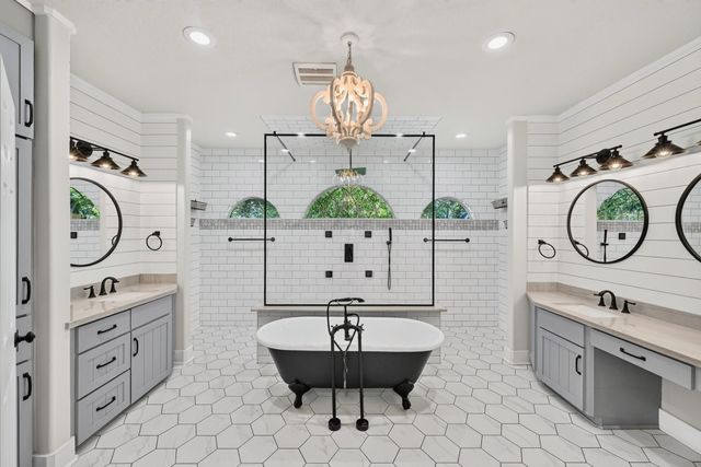 15406 Hunters Bend Drive, Tomball, TX 77377