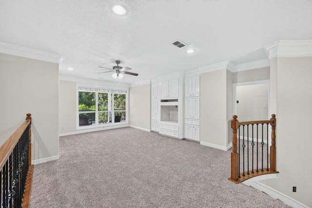 15406 Hunters Bend Drive, Tomball, TX 77377