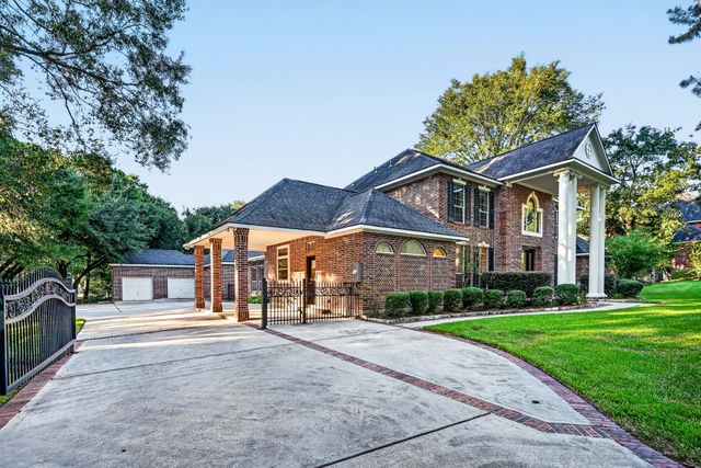 15406 Hunters Bend Drive, Tomball, TX 77377