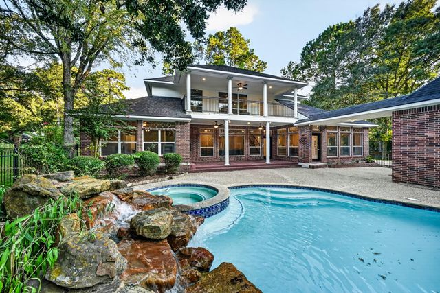 15406 Hunters Bend Drive, Tomball, TX 77377