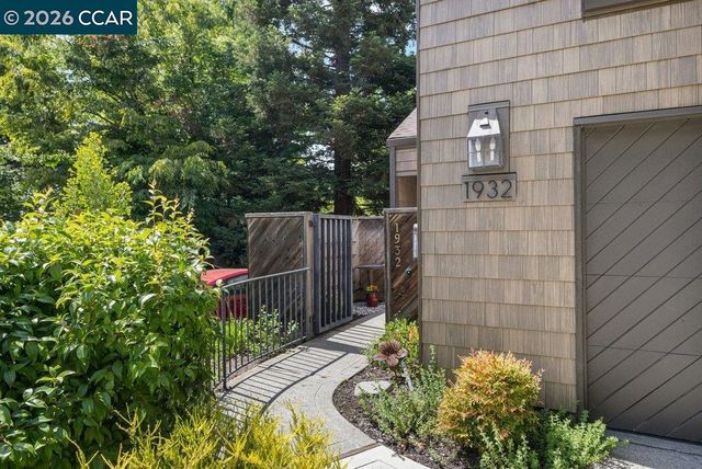 1932 Piper Ridge Ct, Walnut Creek, CA 94597