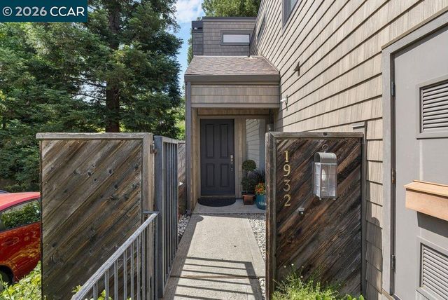 1932 Piper Ridge Ct, Walnut Creek, CA 94597
