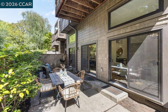 1932 Piper Ridge Ct, Walnut Creek, CA 94597