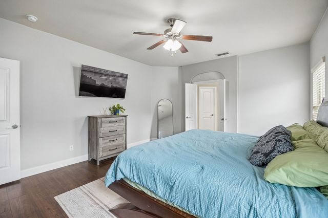 337 Delgany Trail, Fort Worth, TX 76052