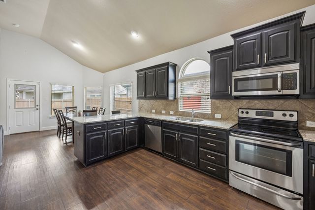 337 Delgany Trail, Fort Worth, TX 76052