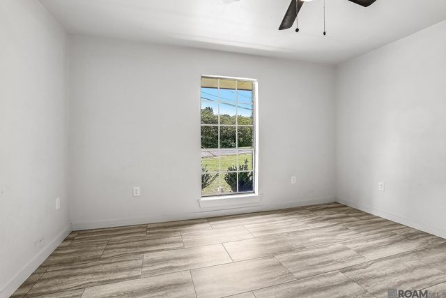 58315 Bayou Rd, Plaquemine, LA 70764