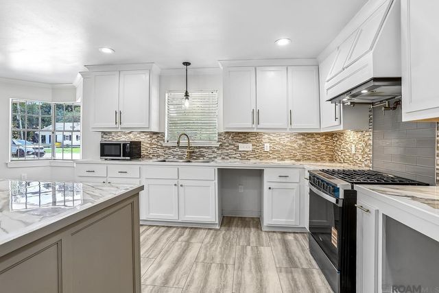 58315 Bayou Rd, Plaquemine, LA 70764