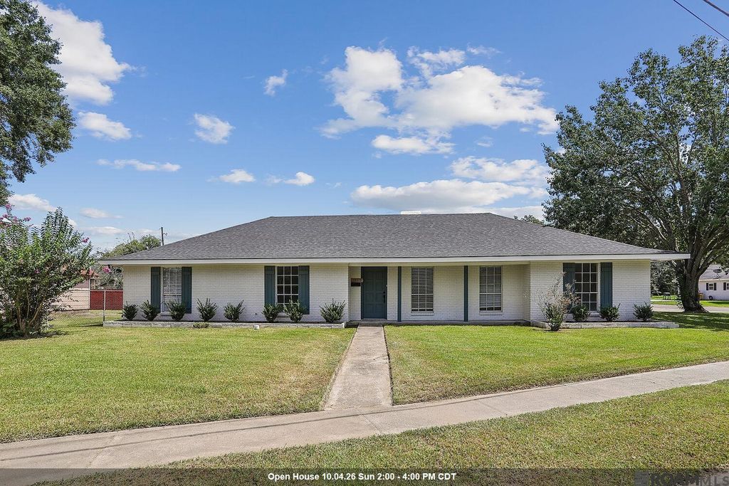 58315 Bayou Rd, Plaquemine, LA 70764