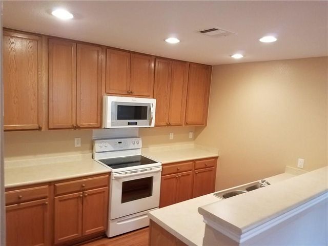 273 Tower DR, Kyle, TX 78640