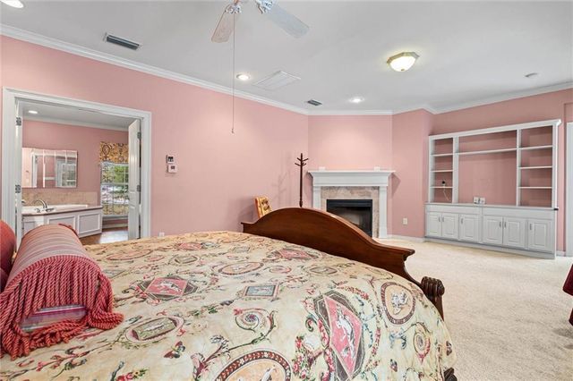 4059 Airport Boulevard, Mobile, AL 36608