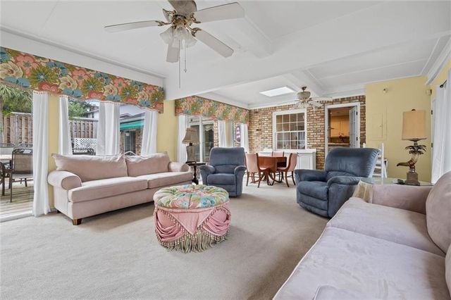 4059 Airport Boulevard, Mobile, AL 36608