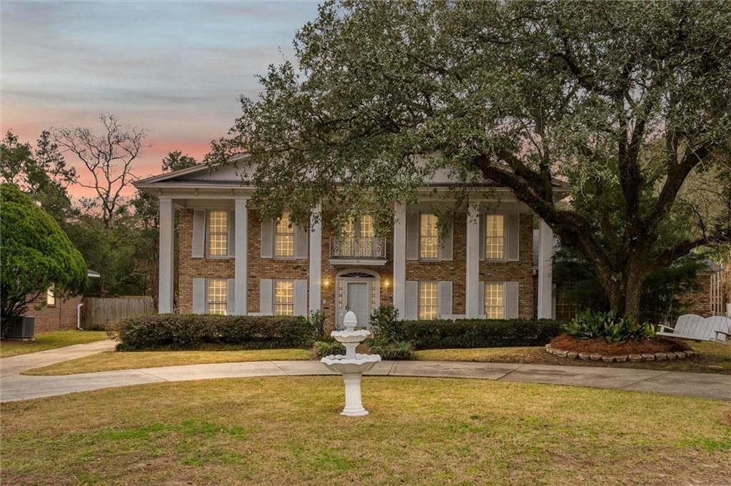 4059 Airport Boulevard, Mobile, AL 36608