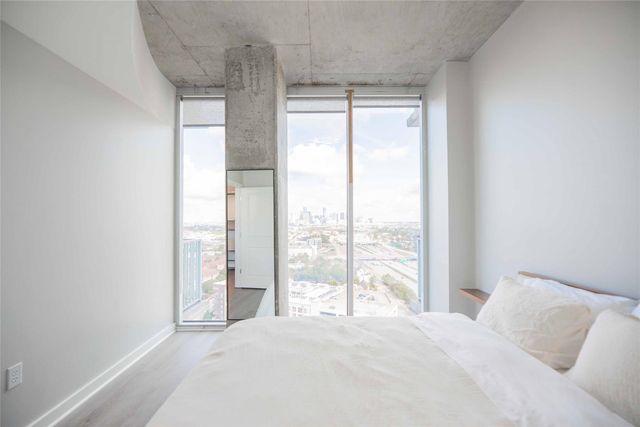 5925 Almeda Rd 12005, Houston, TX 77004