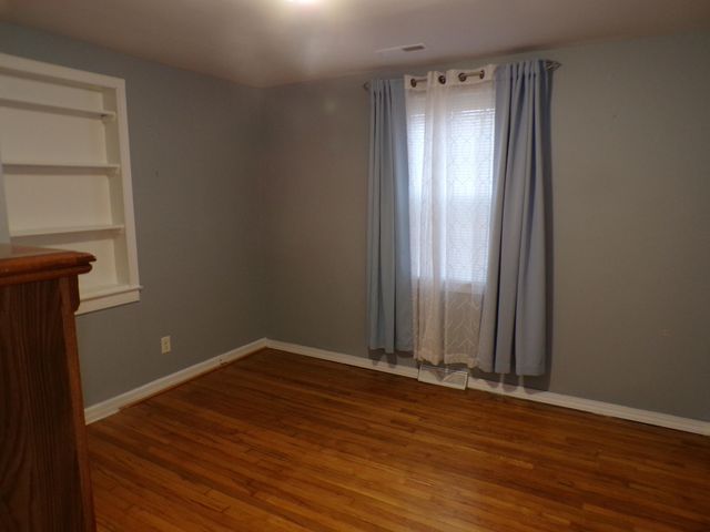 2061 Mountain AVE, Salem, VA 24153