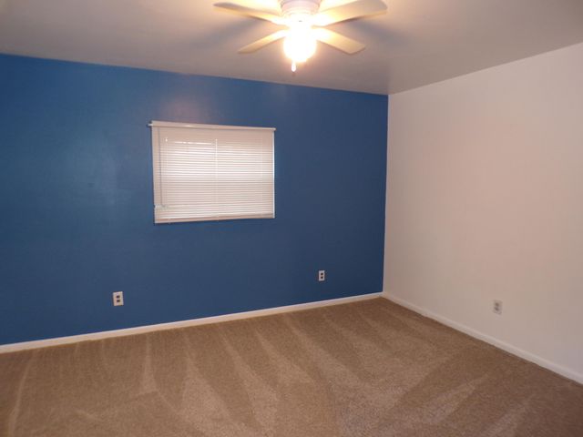 2061 Mountain AVE, Salem, VA 24153