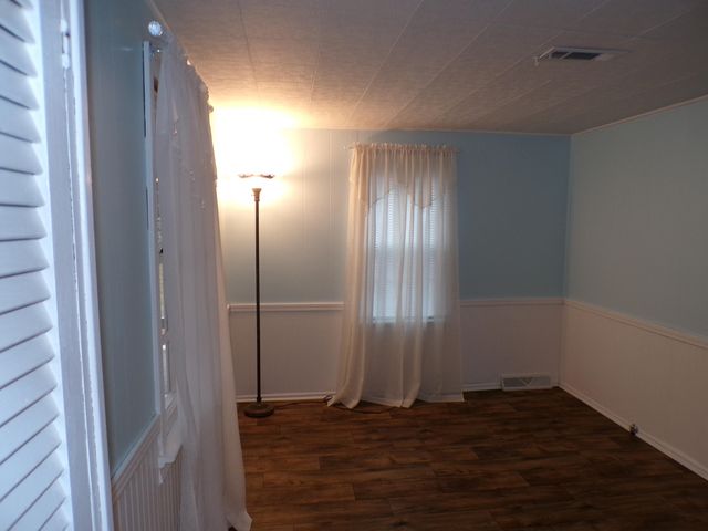 2061 Mountain AVE, Salem, VA 24153