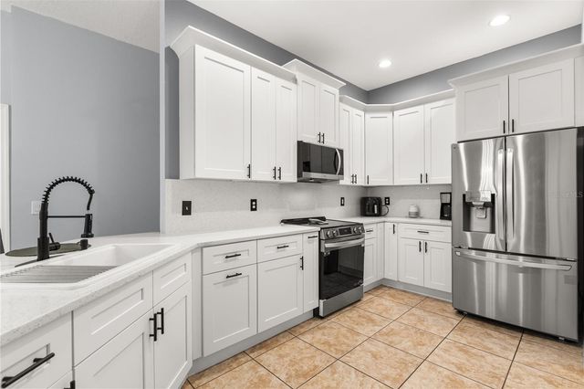 2026 ESTANCIA CIRCLE A, Kissimmee, FL 34741