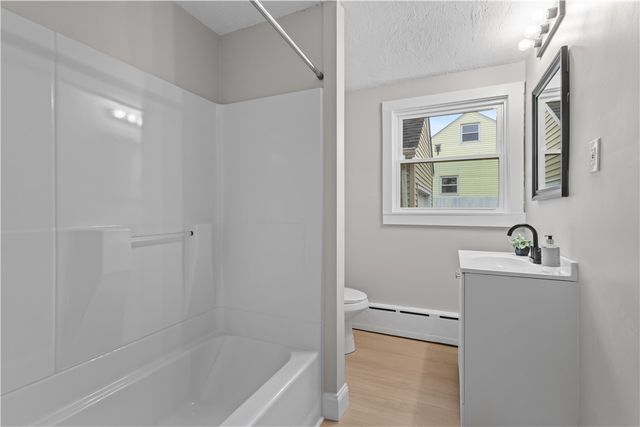 81 Kenyon Road, Tiverton, RI 02878