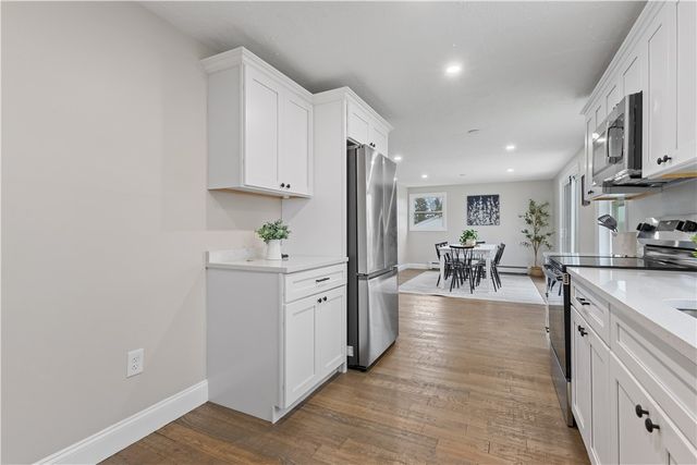 81 Kenyon Road, Tiverton, RI 02878