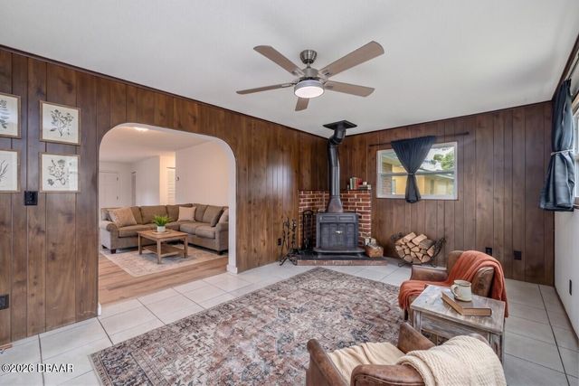 12 Azalea Drive, Daytona Beach, FL 32124