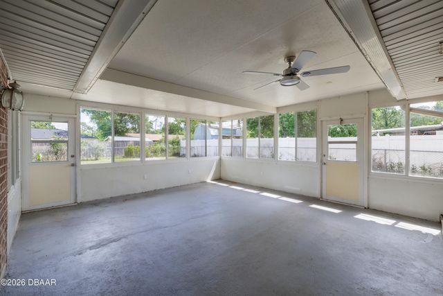 12 Azalea Drive, Daytona Beach, FL 32124