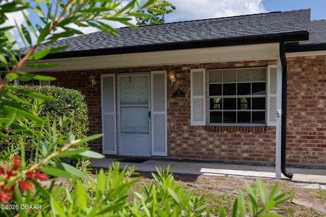 12 Azalea Drive, Daytona Beach, FL 32124