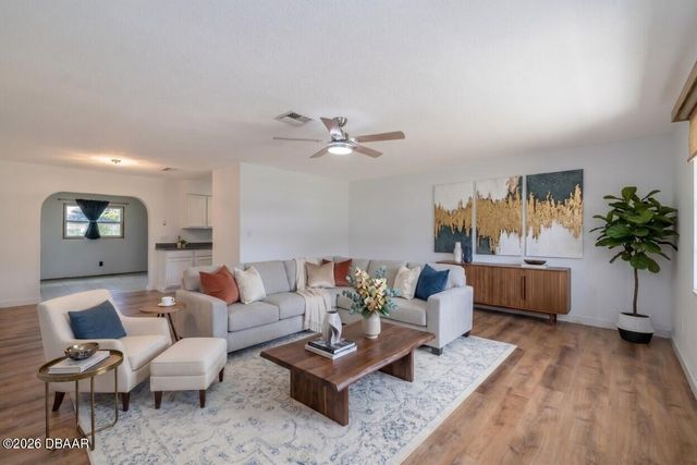 12 Azalea Drive, Daytona Beach, FL 32124