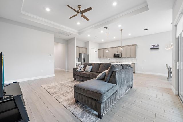 10772 Northbrook Circle, Palm Beach Gardens, FL 33412