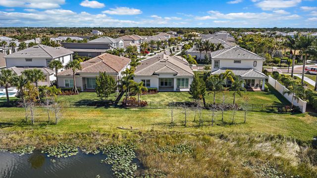 10772 Northbrook Circle, Palm Beach Gardens, FL 33412