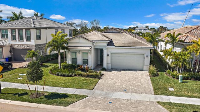 10772 Northbrook Circle, Palm Beach Gardens, FL 33412