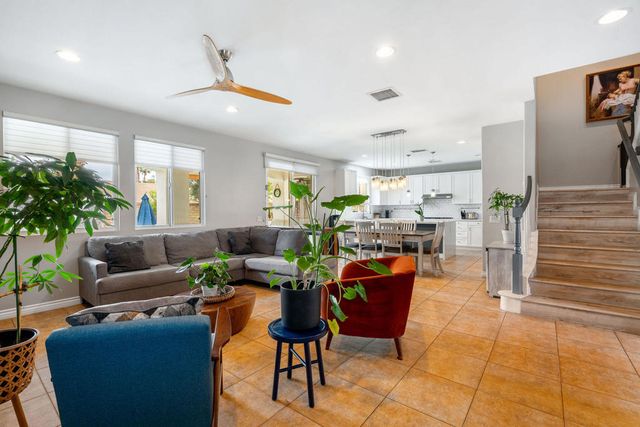 282 Paseo Vista Circle, Palm Desert, CA 92260