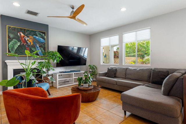 282 Paseo Vista Circle, Palm Desert, CA 92260