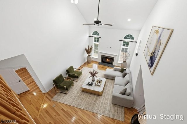 3 Kimble Ct, Hillsborough Twp., NJ 08844