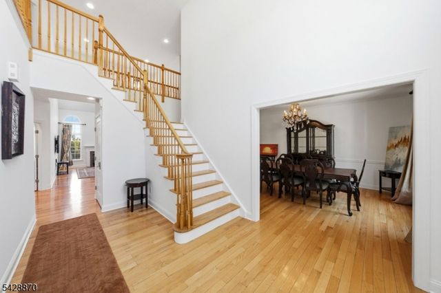 3 Kimble Ct, Hillsborough Twp., NJ 08844