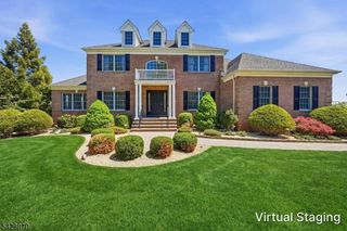 3 Kimble Ct, Hillsborough Twp., NJ 08844